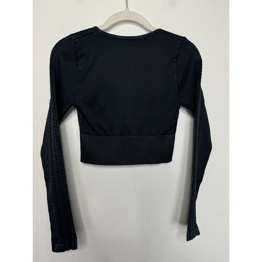 OFFLINE Aerie Seamless Cable Cropped Acid Wash Top Sz S Black Long Sleeve New